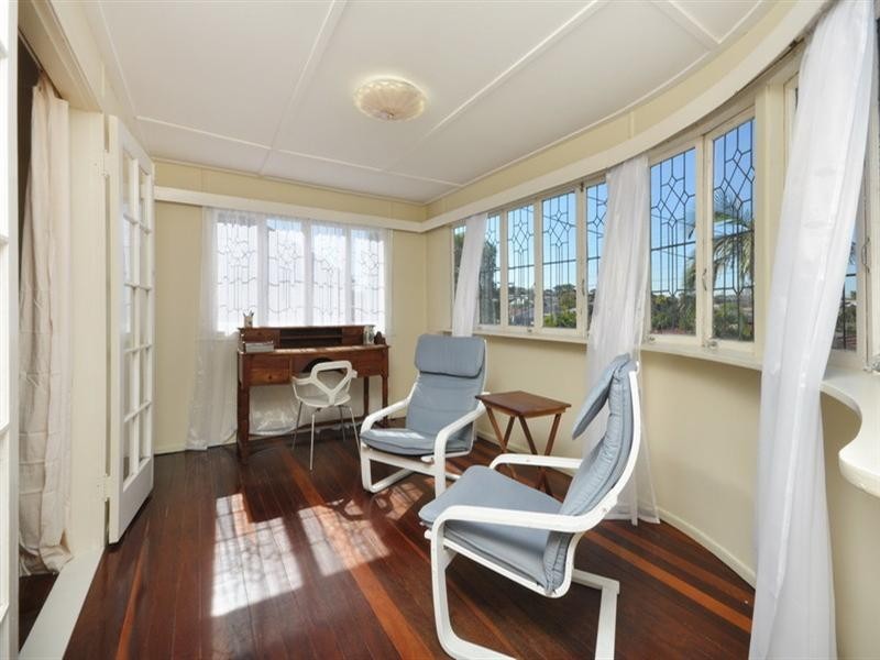 28 Turrana Street, Stafford QLD 4053