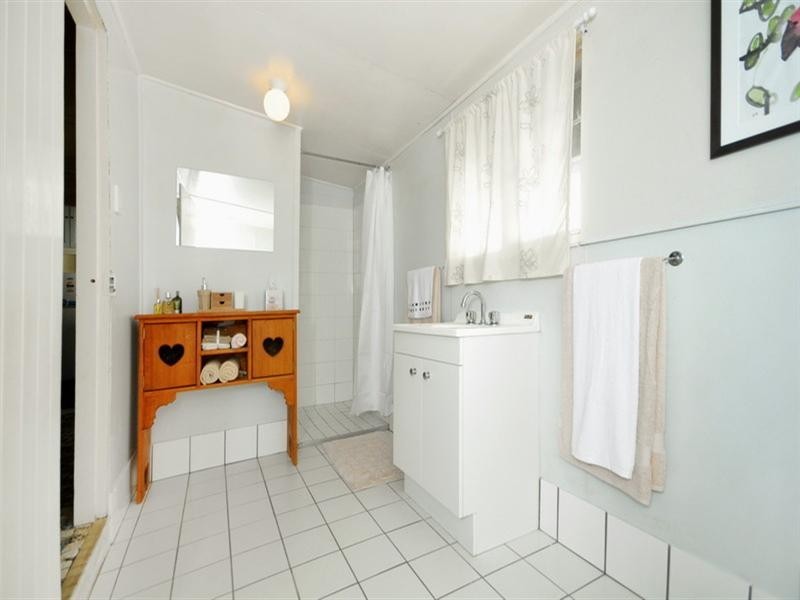 28 Turrana Street, Stafford QLD 4053