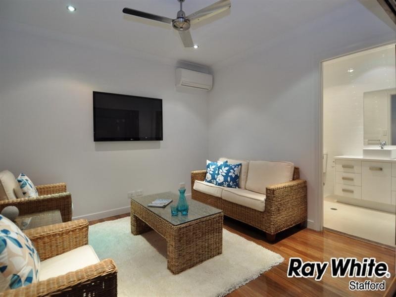 22 Norwich Street, Wavell Heights QLD 4012