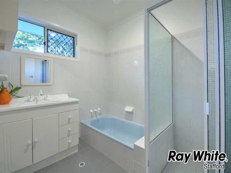 18 Gable Street, Stafford Heights QLD 4053