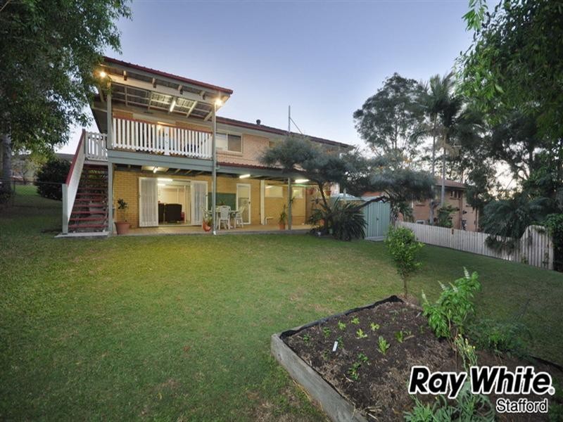 18 Gable Street, Stafford Heights QLD 4053