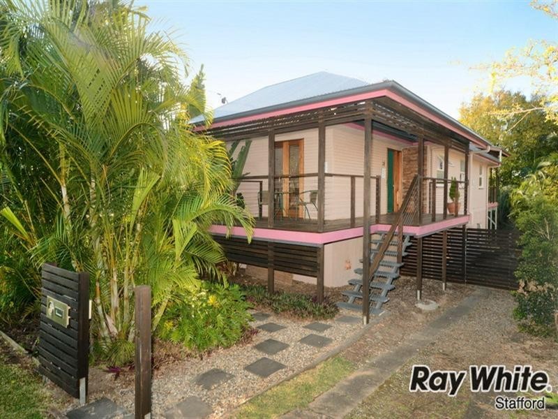 14 Hinkler Street, Kedron QLD 4031