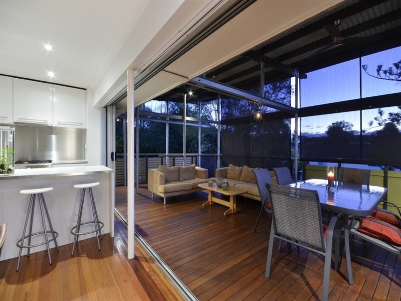 30 Chaplin Street, Stafford Heights QLD 4053