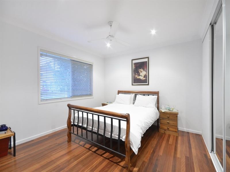 30 Chaplin Street, Stafford Heights QLD 4053