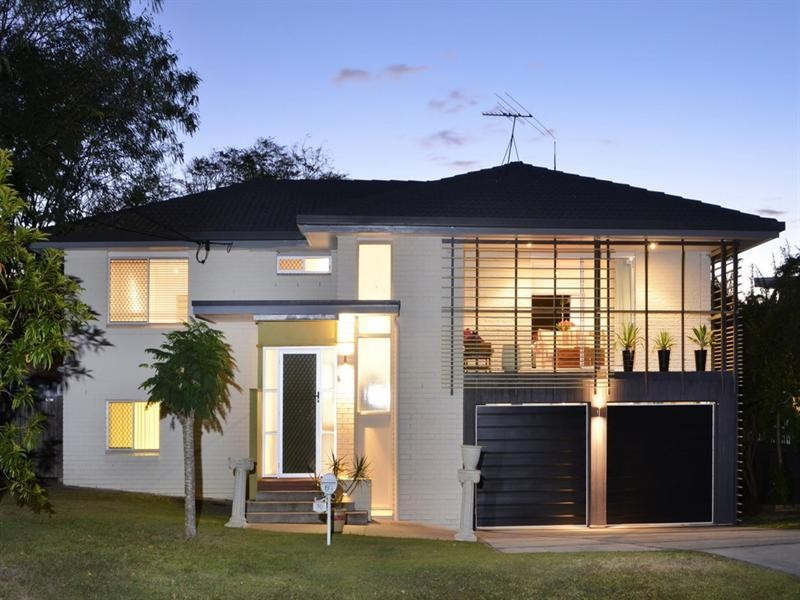 30 Chaplin Street, Stafford Heights QLD 4053