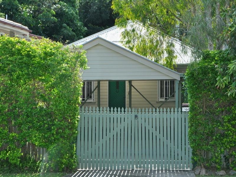 166 Royal Parade, Alderley QLD 4051