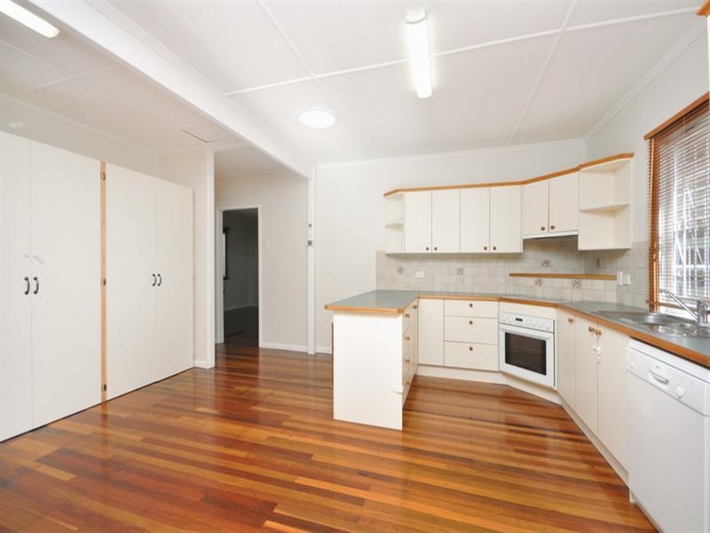 166 Royal Parade, Alderley QLD 4051