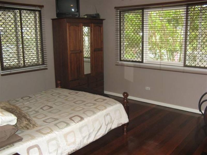 64 White Street, Everton Park QLD 4053