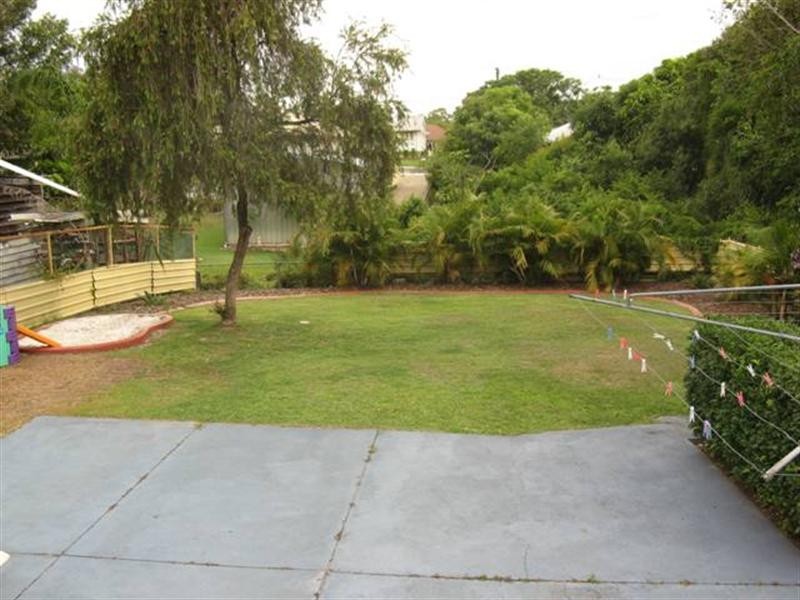 64 White Street, Everton Park QLD 4053