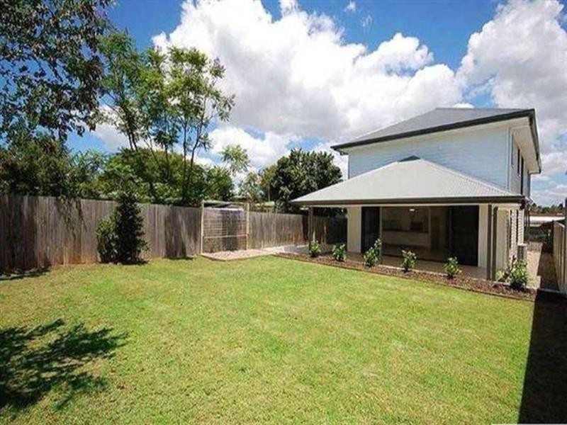 6 Watcombe Street, Wavell Heights QLD 4012