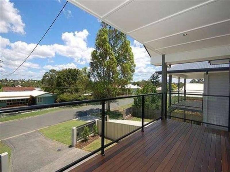 6 Watcombe Street, Wavell Heights QLD 4012