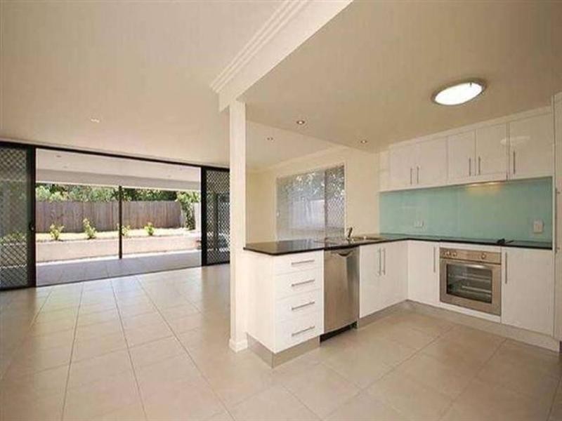 6 Watcombe Street, Wavell Heights QLD 4012