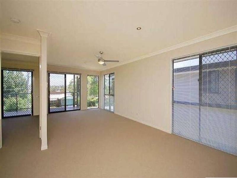 6 Watcombe Street, Wavell Heights QLD 4012