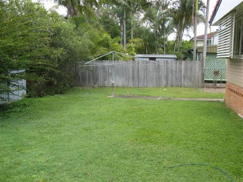 16 Victor Street, Stafford QLD 4053