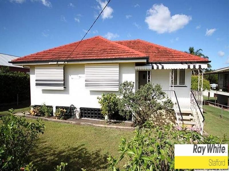 27 Newman Road, Wavell Heights QLD 4012