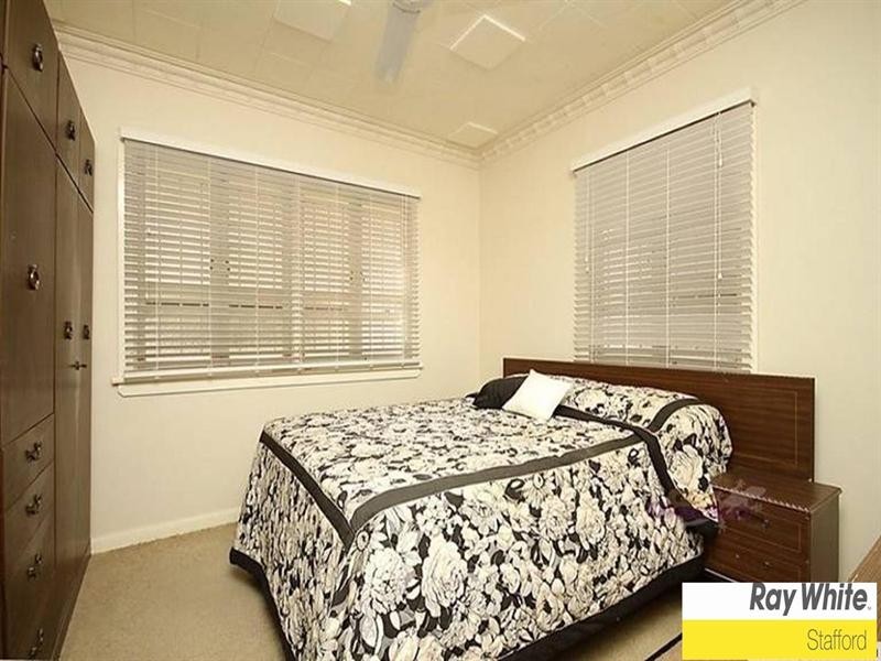 27 Newman Road, Wavell Heights QLD 4012
