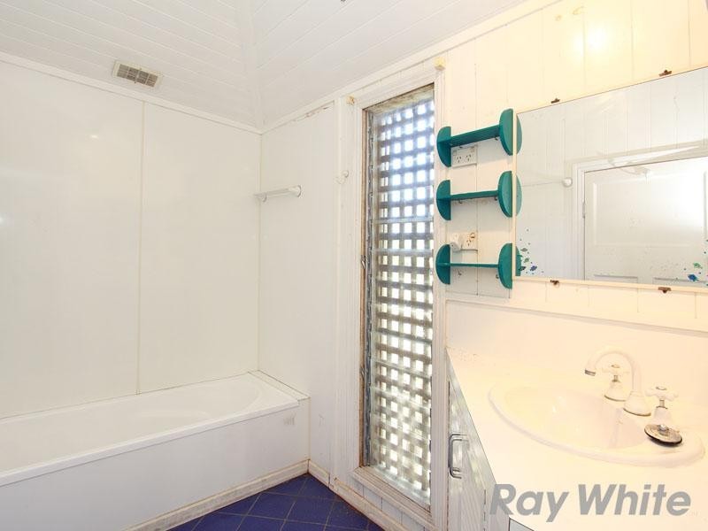 83 Strathmore Street, Kedron QLD 4031