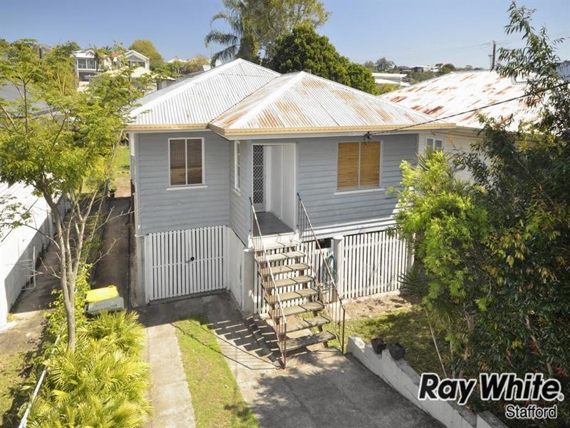 22 Evans Street, Kedron QLD 4031