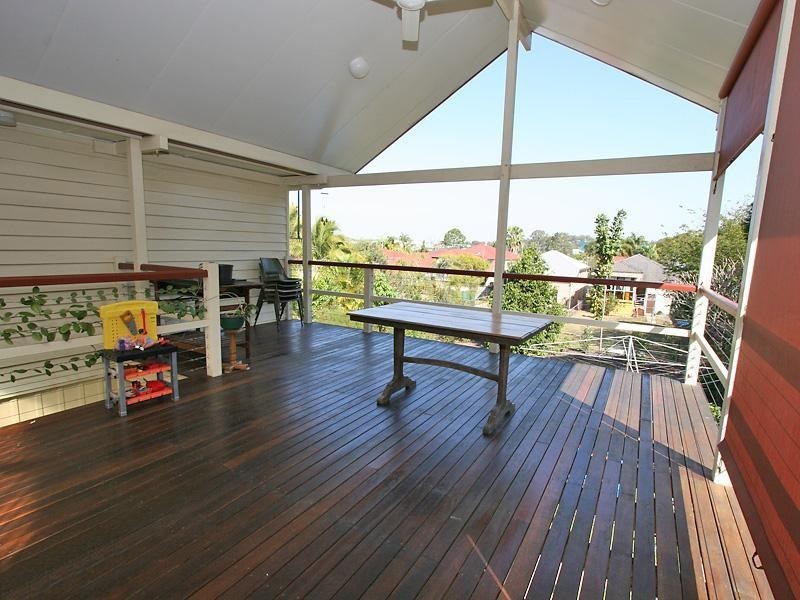 76 Reuben Street, Stafford QLD 4053