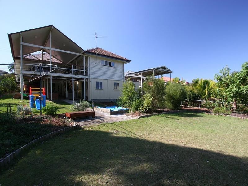 76 Reuben Street, Stafford QLD 4053