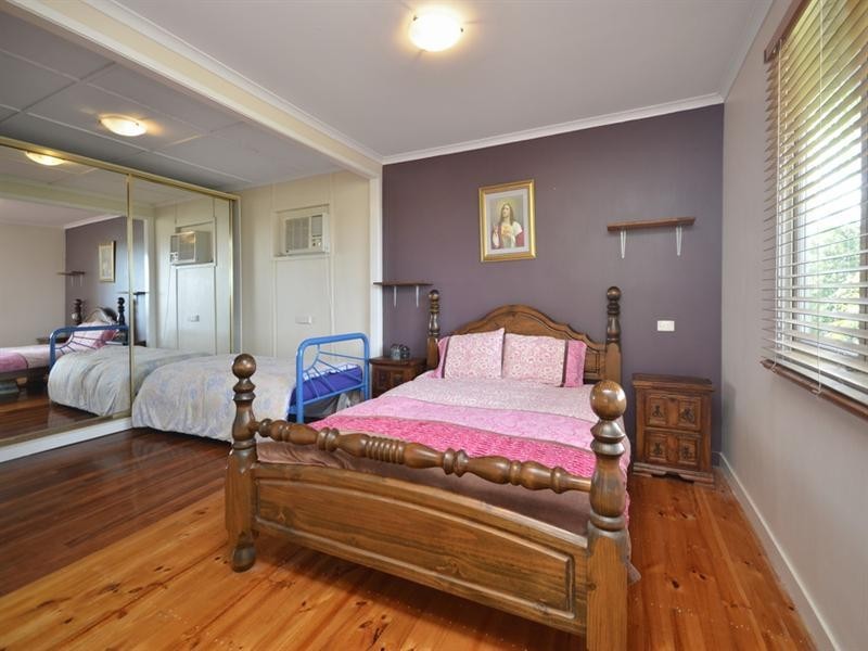 44 Kingaroy Street, Stafford Heights QLD 4053