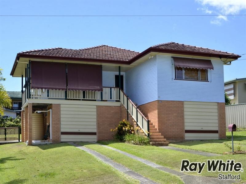 110 Niven Street, Stafford Heights QLD 4053
