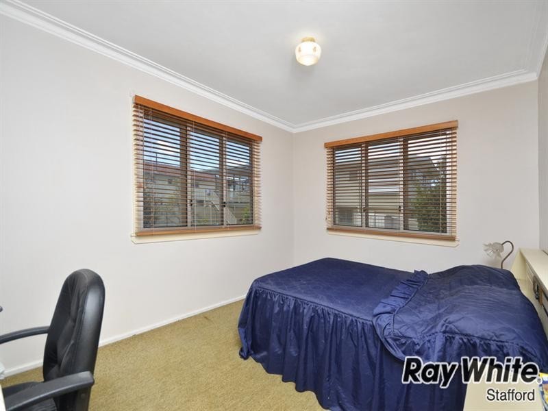 110 Niven Street, Stafford Heights QLD 4053