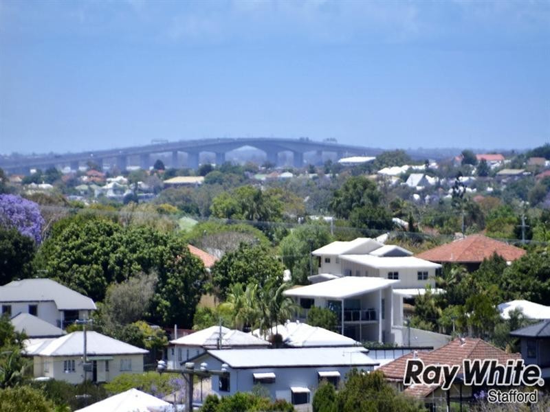 374 Webster Road, Stafford Heights QLD 4053