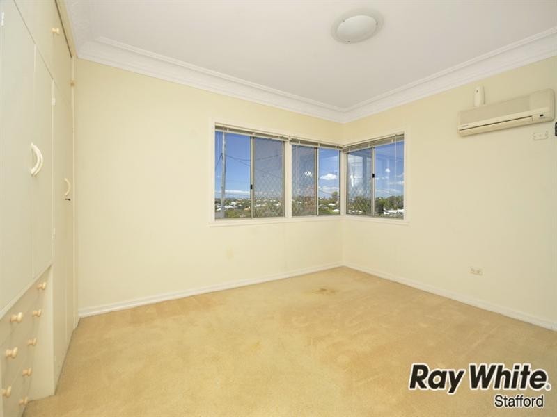 374 Webster Road, Stafford Heights QLD 4053