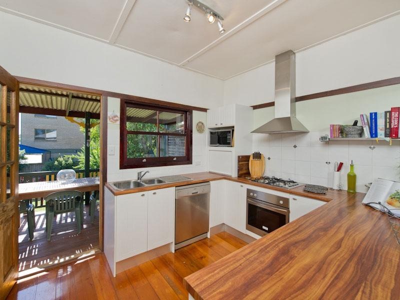 11 Goulburn Street, Gordon Park QLD 4031