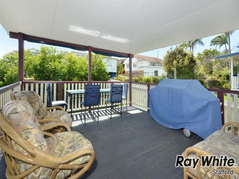 18 Sydney Street, Kedron QLD 4031