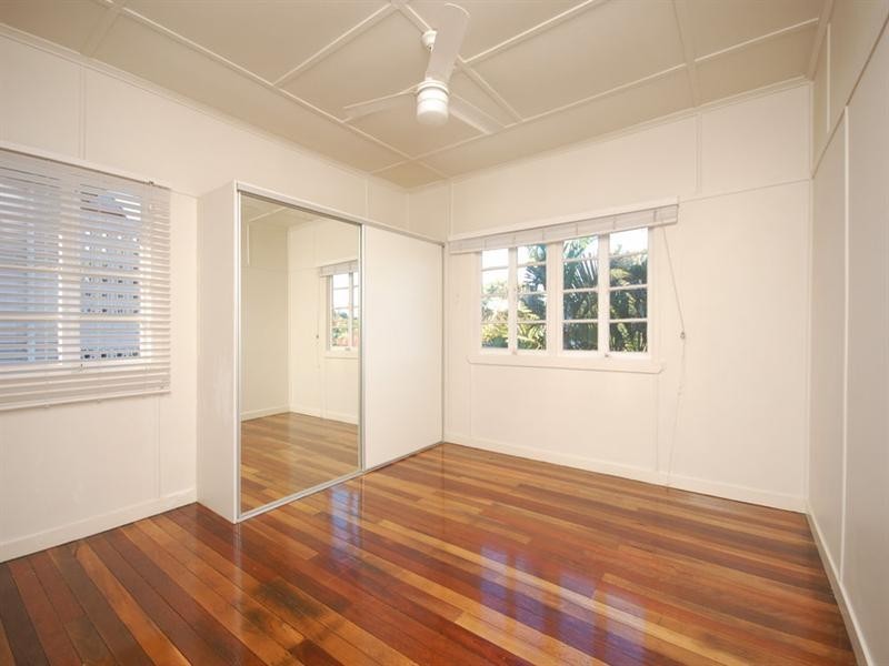 16 Ferricks Street, Stafford QLD 4053