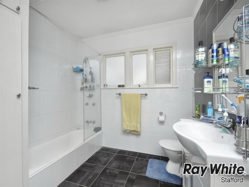 10 Bloxsom Street, Kedron QLD 4031
