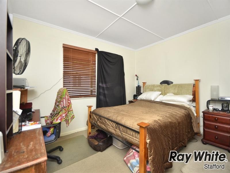10 Bloxsom Street, Kedron QLD 4031