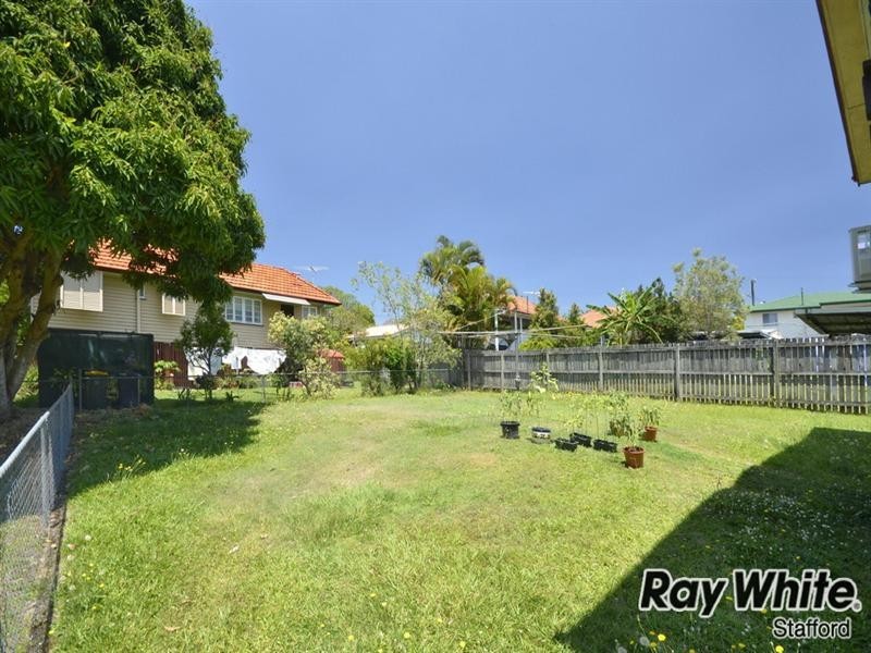 10 Bloxsom Street, Kedron QLD 4031