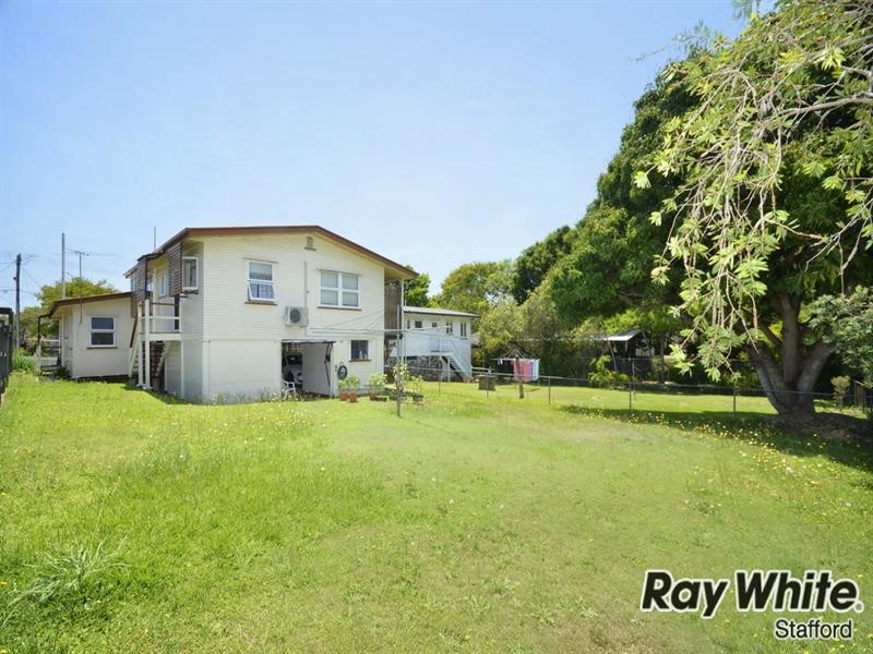 10 Bloxsom Street, Kedron QLD 4031