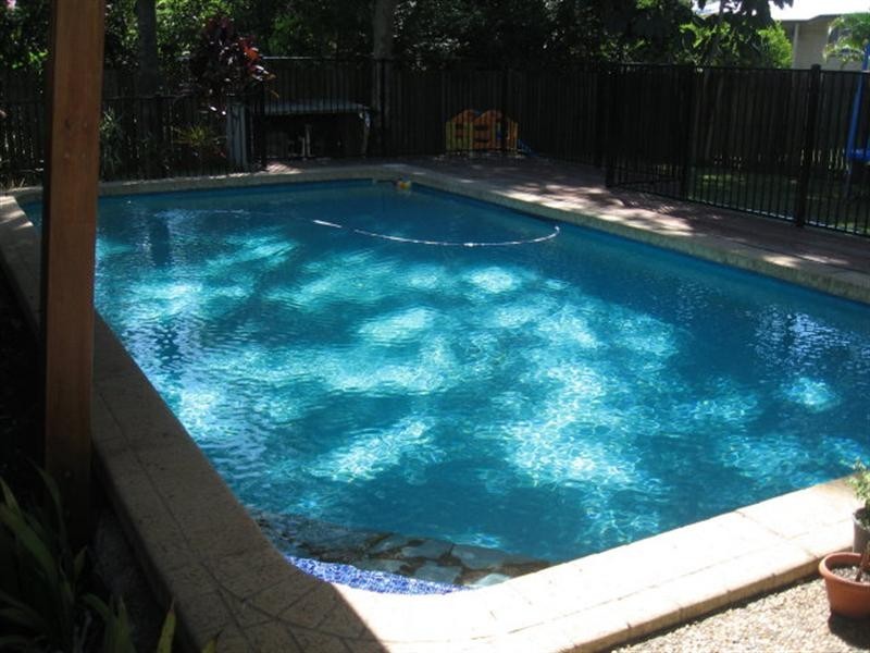 104 Murton Avenue, Holland Park QLD 4121