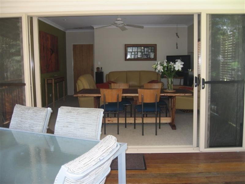 104 Murton Avenue, Holland Park QLD 4121