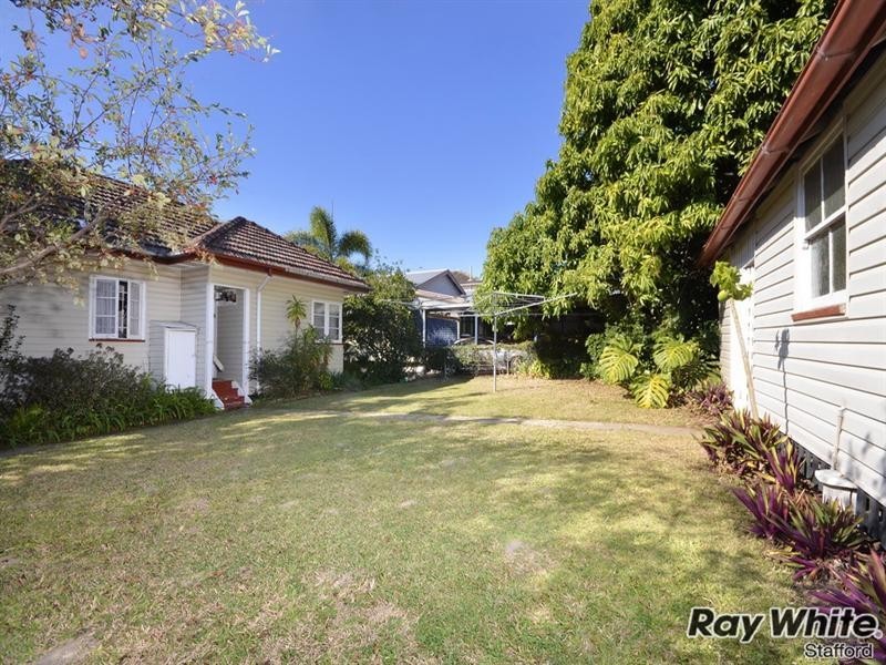 29 Thirteenth Avenue, Kedron QLD 4031