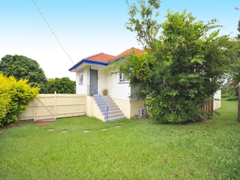 228 Webster Road, Stafford QLD 4053