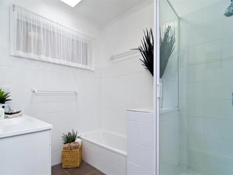 162 Trouts Road, Stafford Heights QLD 4053