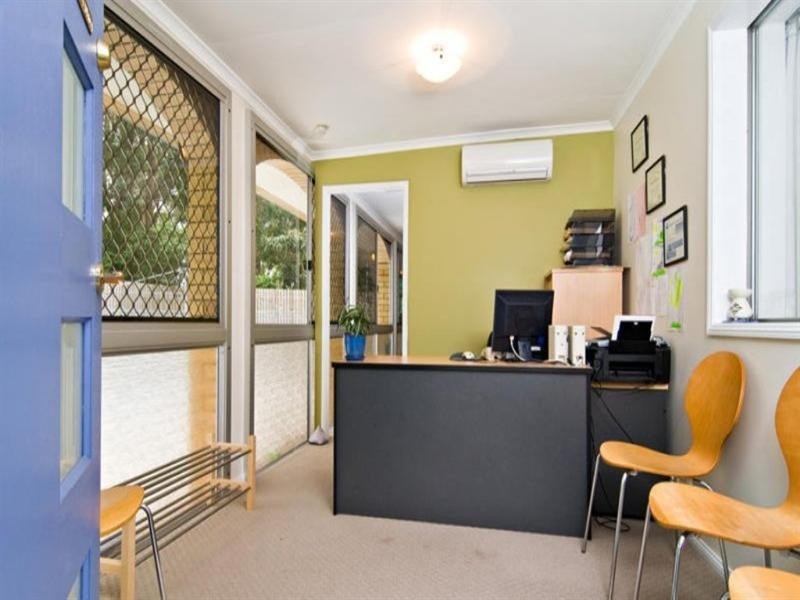 162 Trouts Road, Stafford Heights QLD 4053