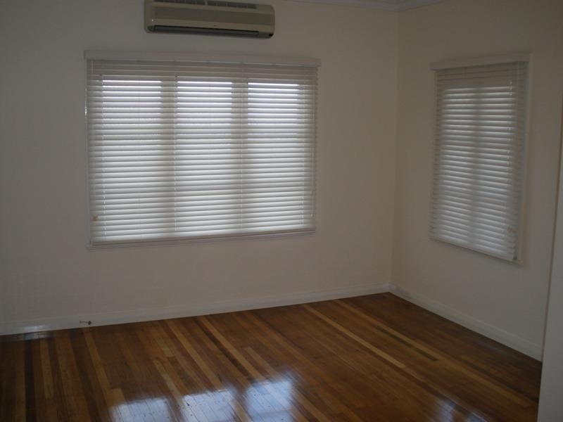 76 Moree Street, Stafford Heights QLD 4053