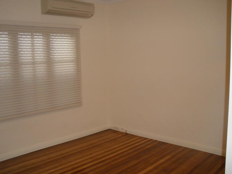 76 Moree Street, Stafford Heights QLD 4053