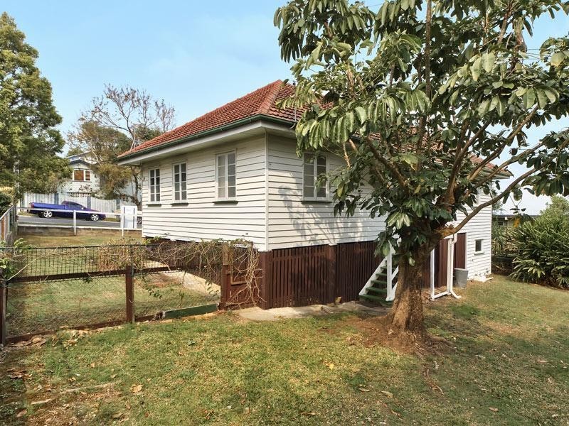 31 Gamelin Crescent, Stafford QLD 4053