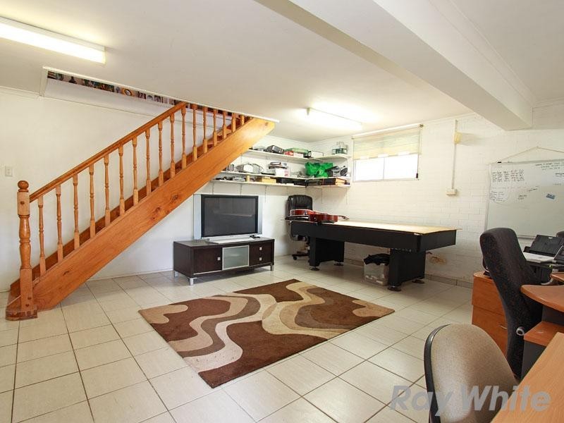 8 Marford Street, Chermside West QLD 4032