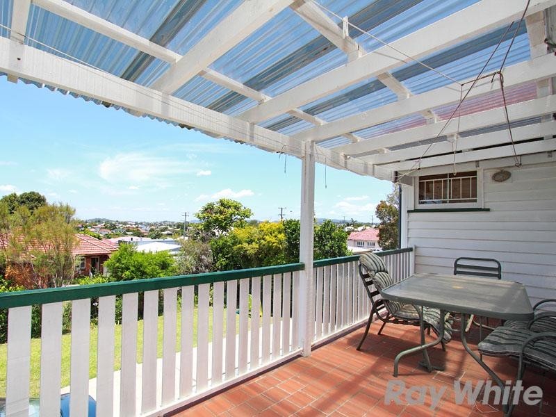 52 Sunny Avenue, Wavell Heights QLD 4012