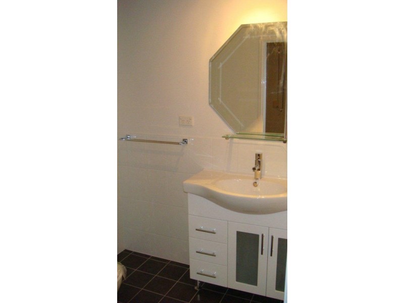 2/297 Stafford Road, Stafford QLD 4053