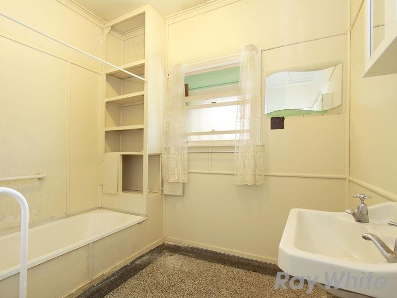 16 Willowie Street, Stafford QLD 4053