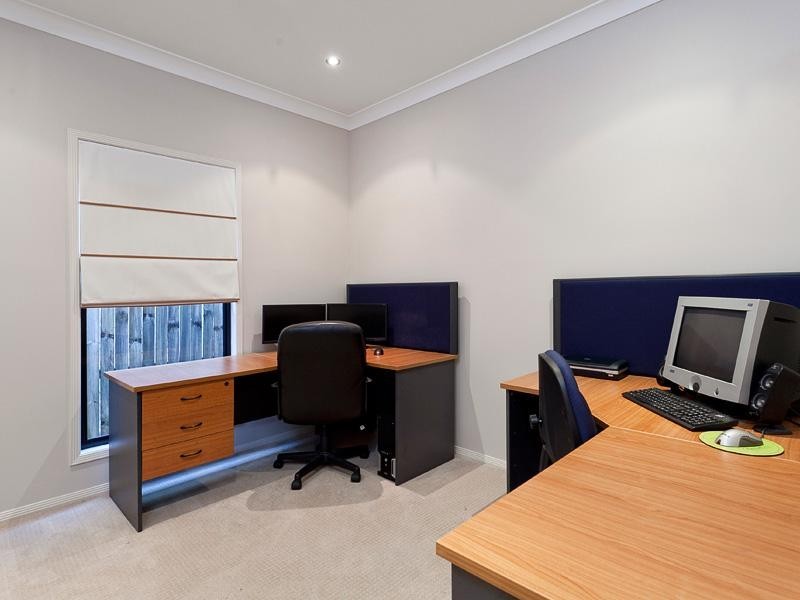 17 Lambert Street, Gordon Park QLD 4031